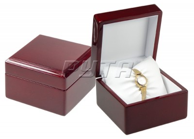 00325 Wooden box,  Exclusive collection