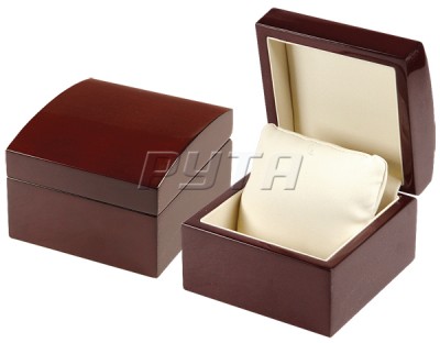 04725 Wooden box, Exclusive collection