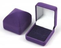 20401 Flocked box,  a pyramid,  a series of Classics