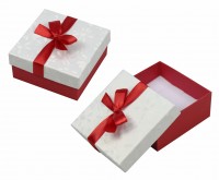 90230 Hard cardboard with ribbon on the lid,  a series of Pearl classic 84х84