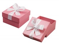 90030 Hard cardboard with ribbon on the lid, a series of Pearl classic 60х60