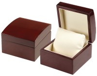 04725 Wooden box,  Exclusive collection