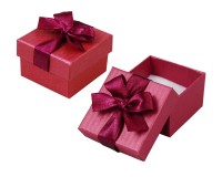 90701 Hard cardboard with ribbon on the lid, a series of Pearl classic 45х45